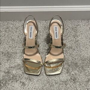 Steve Madden “Gracey Gold” Heels